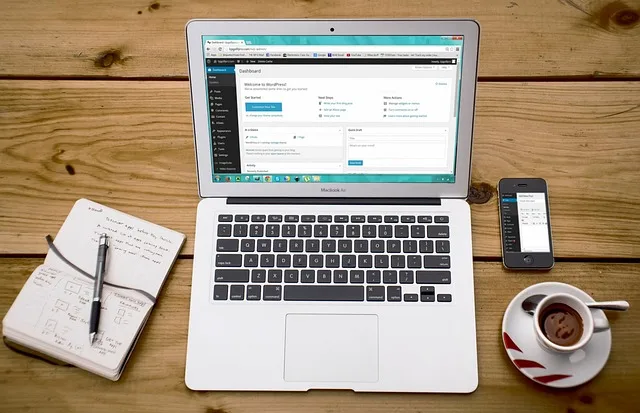 Hazır Web Sitesi mi Özel Tasarım mı