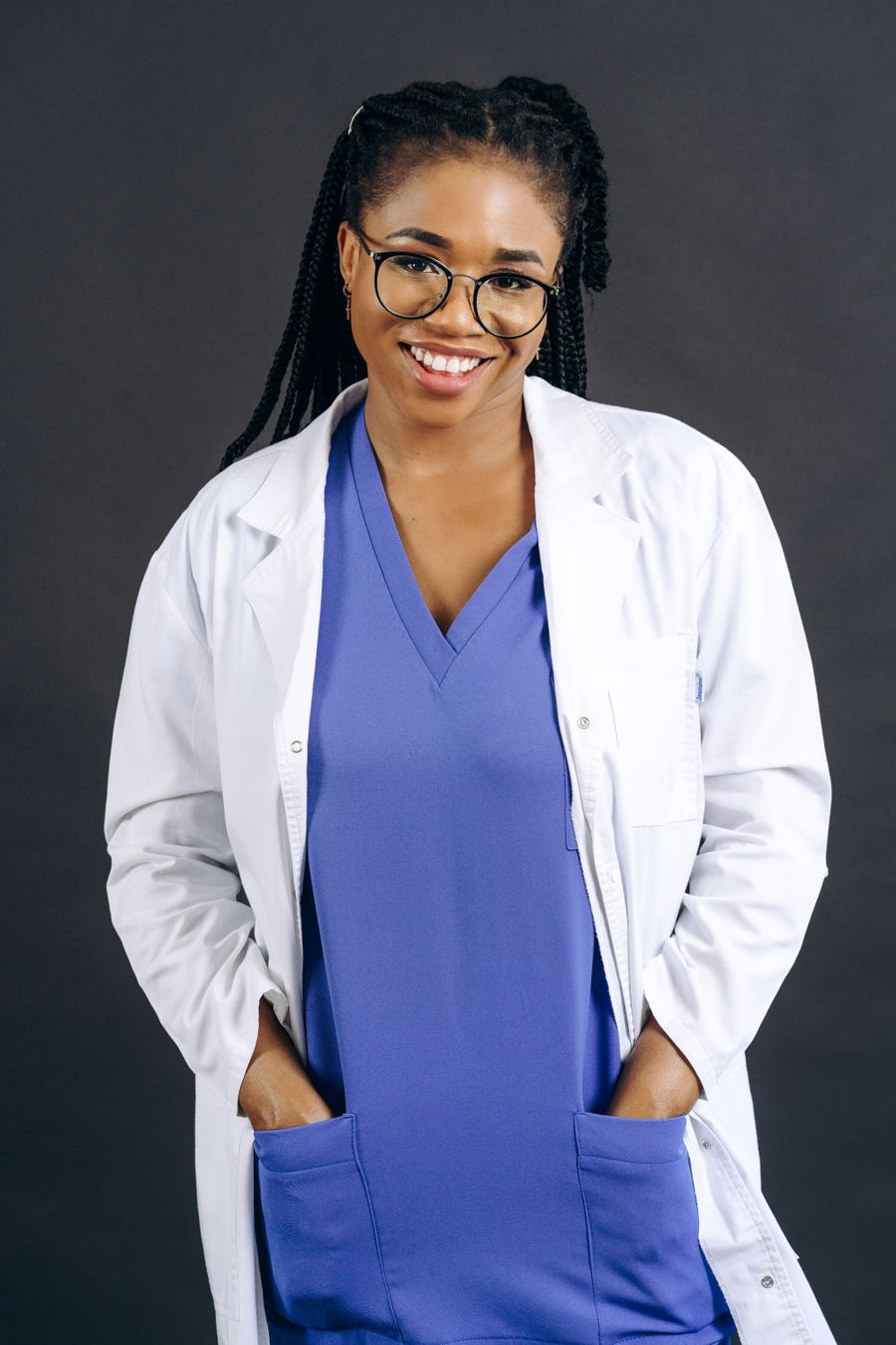 Dr. Elif Yücel - Veteriner Hekim